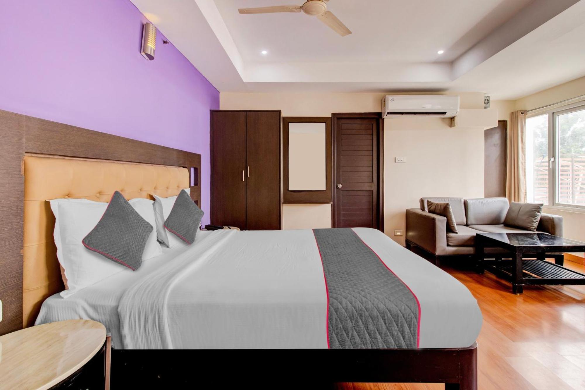 Udayee International Hotel Tirupati Luaran gambar